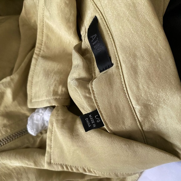 Make an offer! Atm jumpsuit NWT - Picture 3 of 10